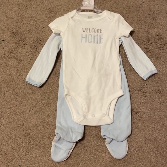 Boys 3 piece set - Picture 2 of 3